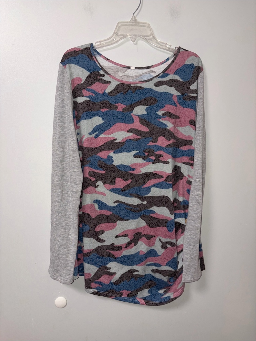 Unbranded Boutique Multicolored Camo Long Sleeve Top Button Accents Plus Size 3X